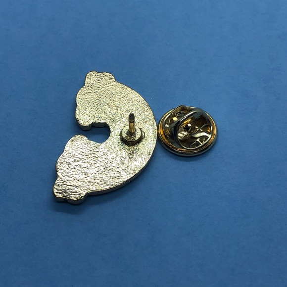 🌻10/$10🌻 Cloud Rainbow Enamel Pin - Picture 8 of 10